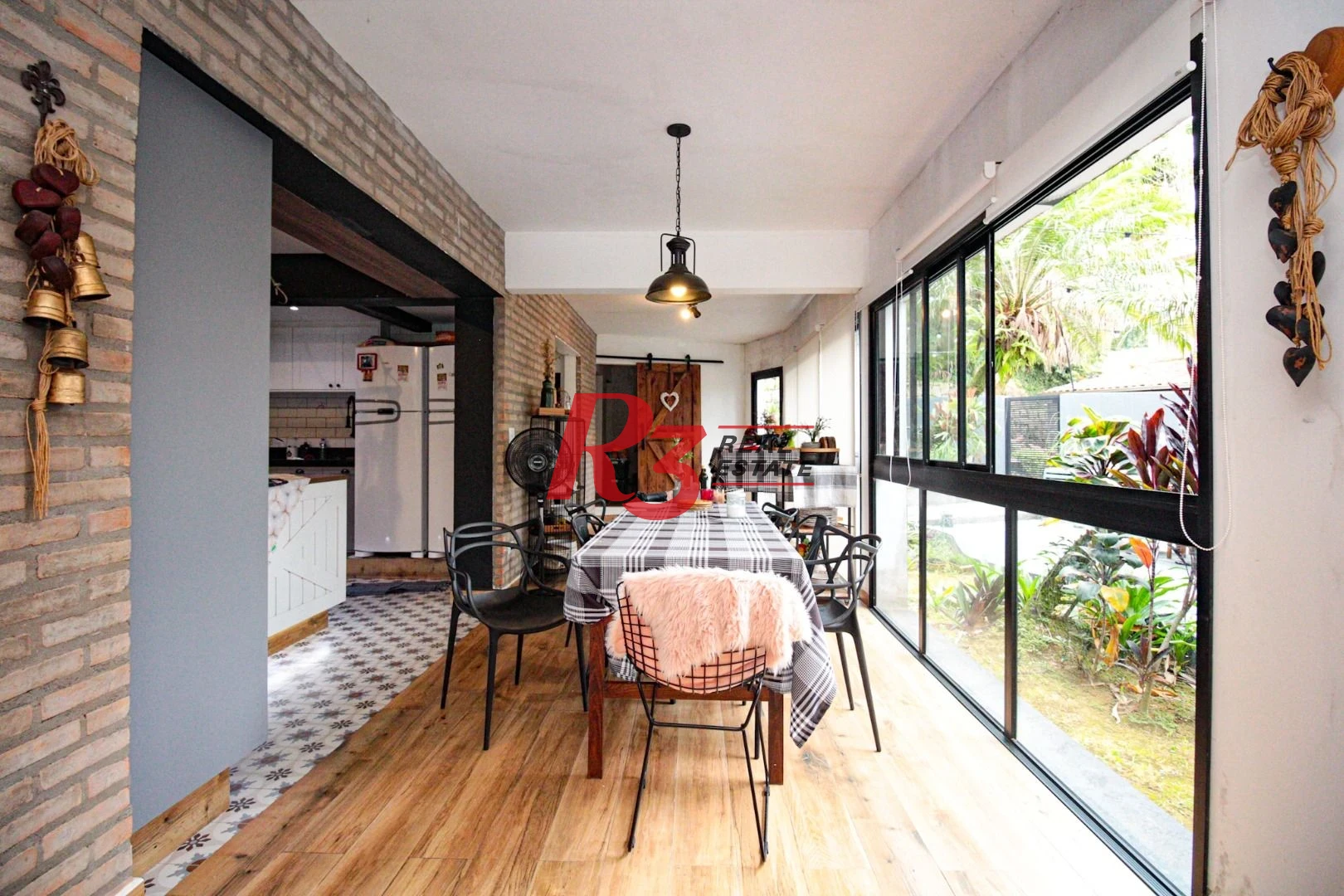 Casa com 3 dormitórios à venda, 436 m² por R$ 3.750.000,00 - Marapé - Santos/SP