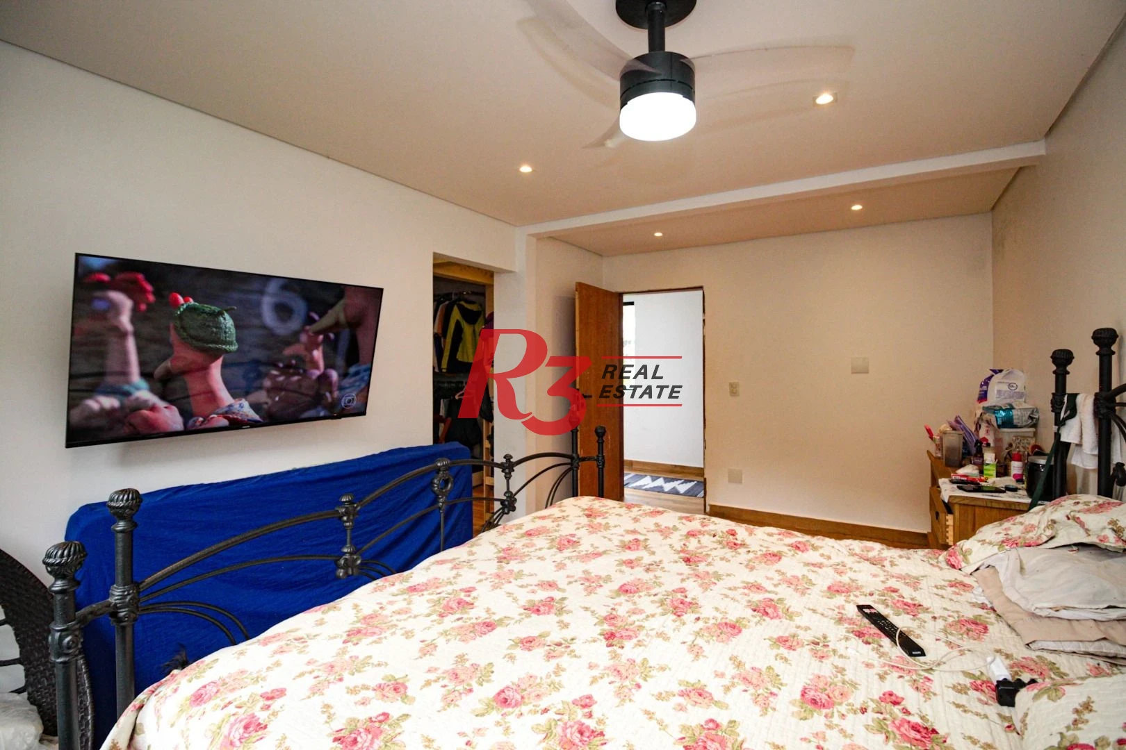 Casa com 3 dormitórios à venda, 436 m² por R$ 3.750.000,00 - Marapé - Santos/SP
