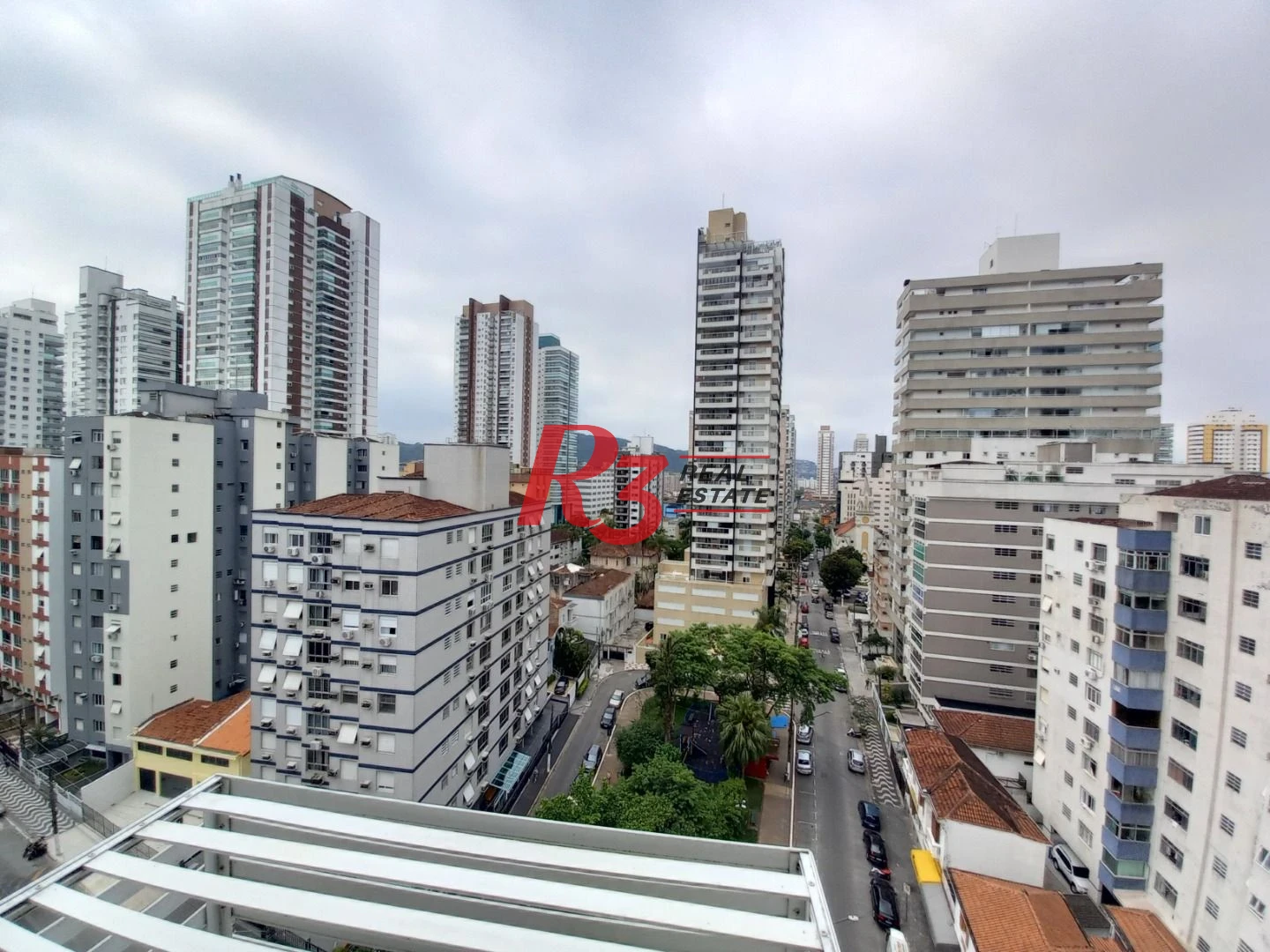 Apartamento á venda 3 dormitórios 1 suíte Pompéia Santos/SP