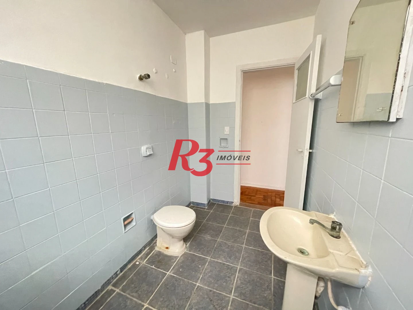 Apartamento com 1 dormitório à venda, 54 m² por R$ 320.000,00 - Embaré - Santos/SP