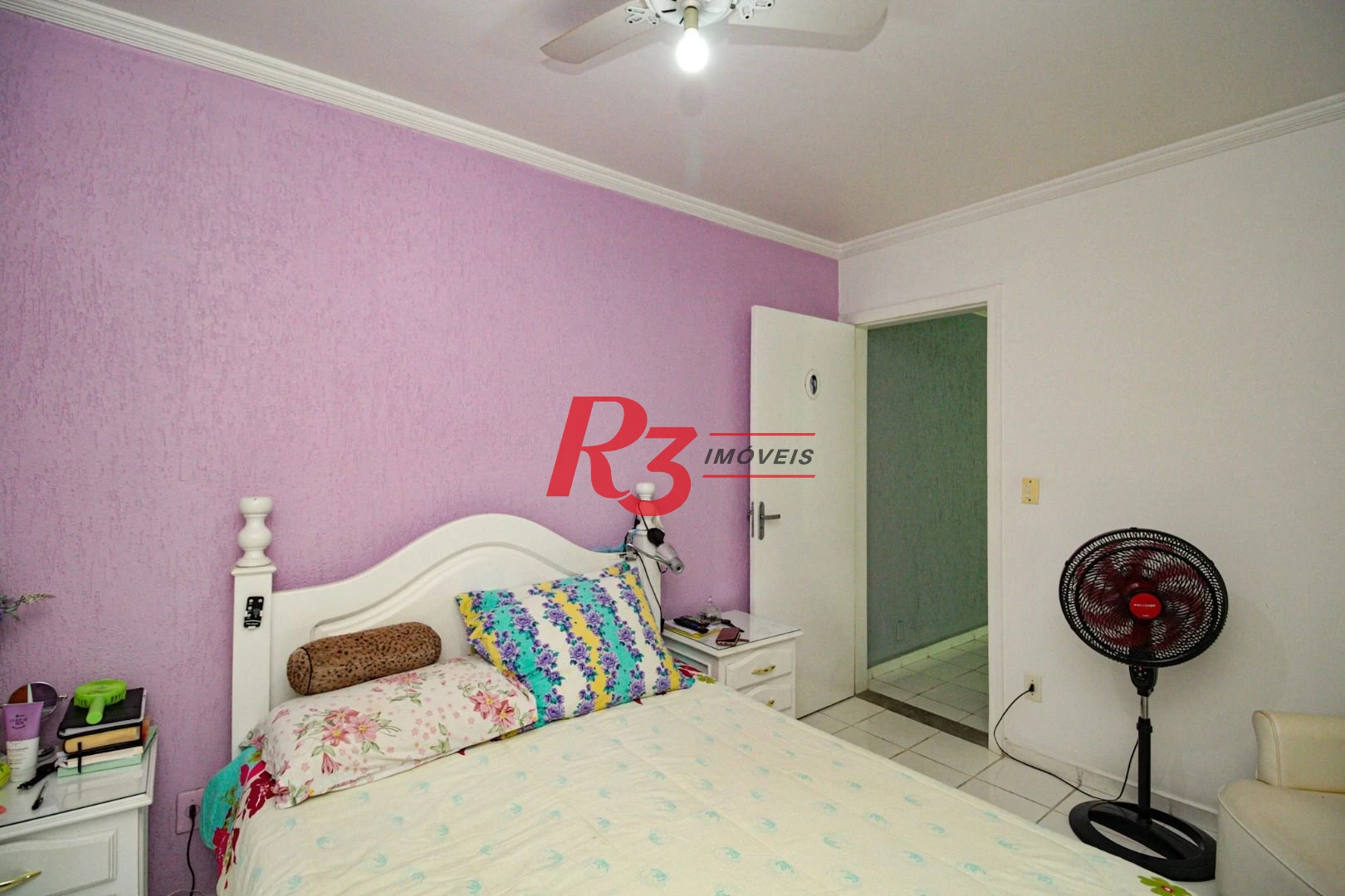 Sobrado com 3 dormitórios à venda, 220 m² por R$ 1.200.000,00 - Encruzilhada - Santos/SP