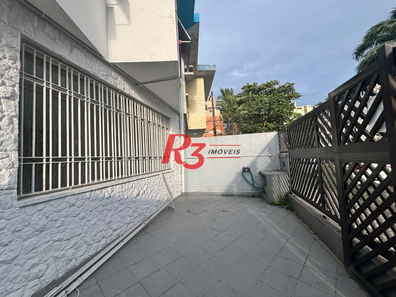 Casa com 3 dormitórios para alugar, 92 m² por R$ 5.250,00/mês - Aparecida - Santos/SP