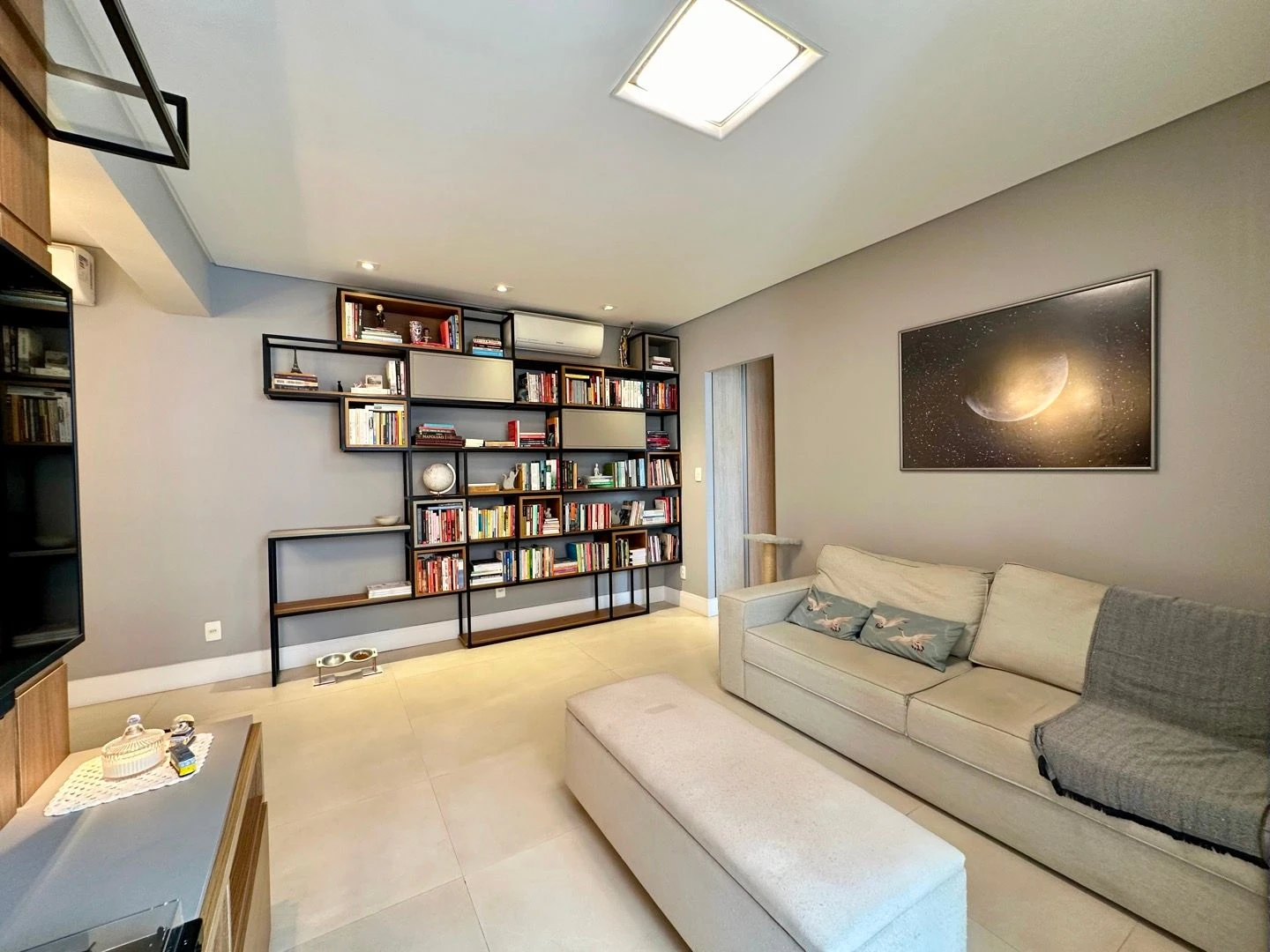 Apartamento com 2 dormitórios à venda, 82 m² por R$ 1.070.000,00 - Gonzaga - Santos/SP