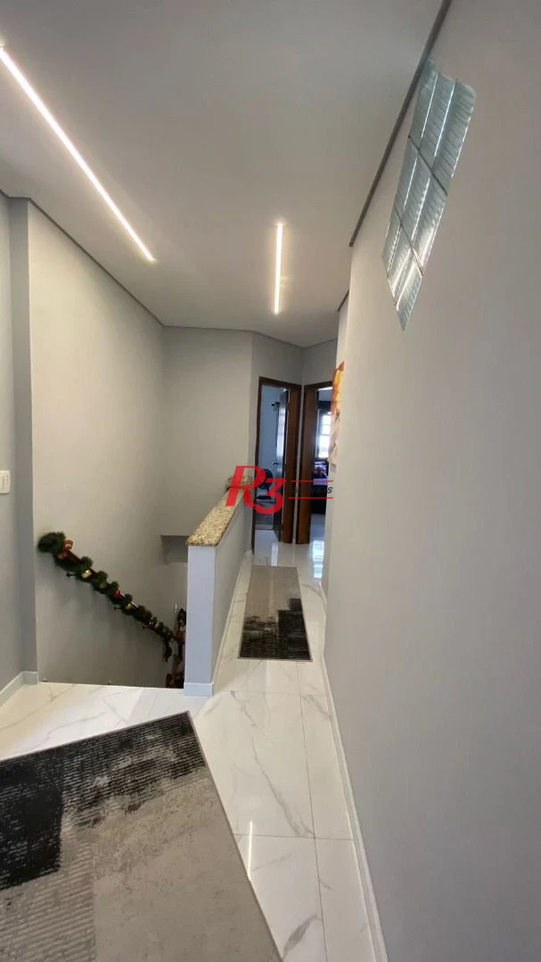 Sobrado à venda, 220 m² por R$ 1.500.000,00 - Boqueirão - Santos/SP