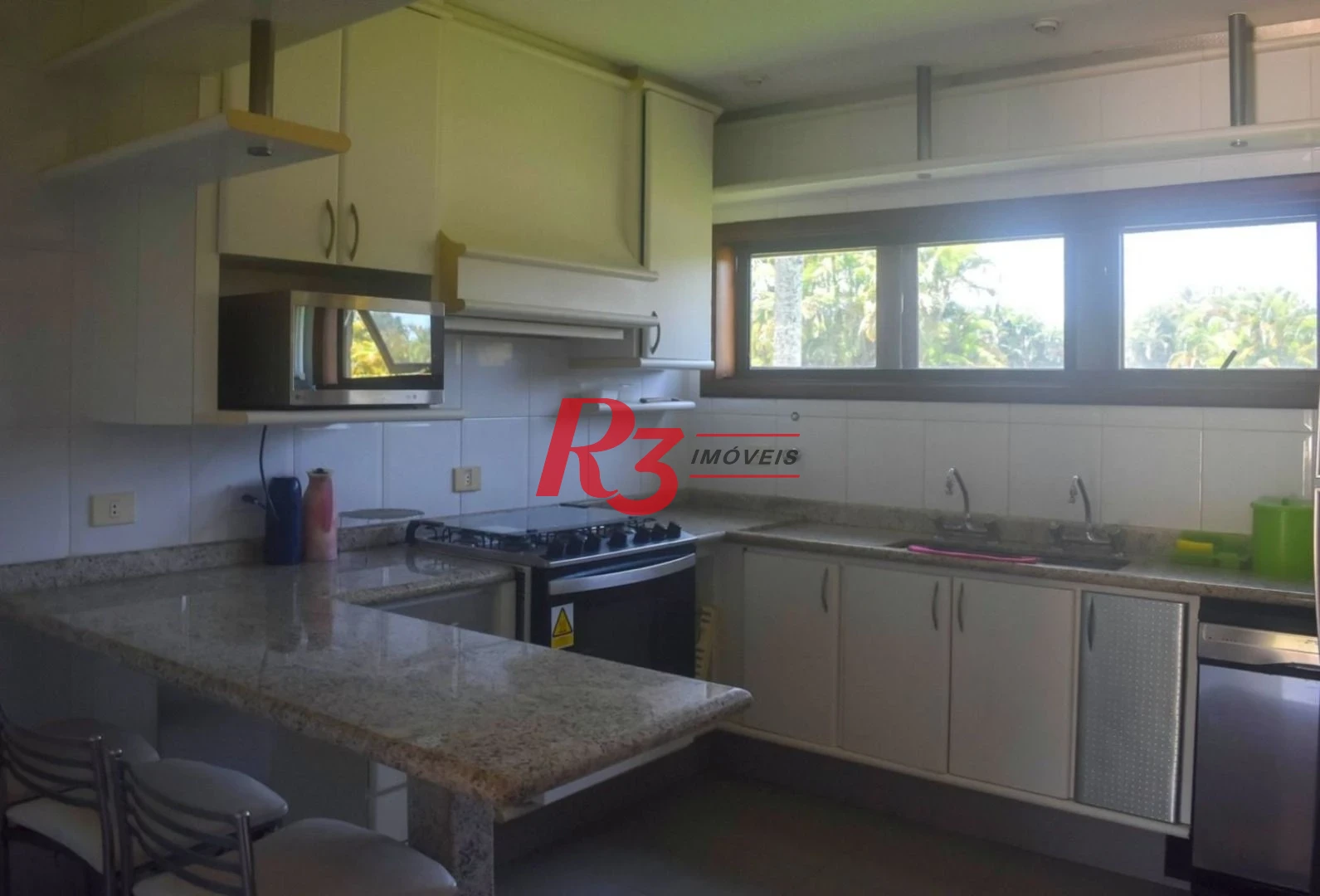 Casa com 7 dormitórios à venda, 778 m² por R$ 4.900.000,00 - Acapulco - Guarujá/SP