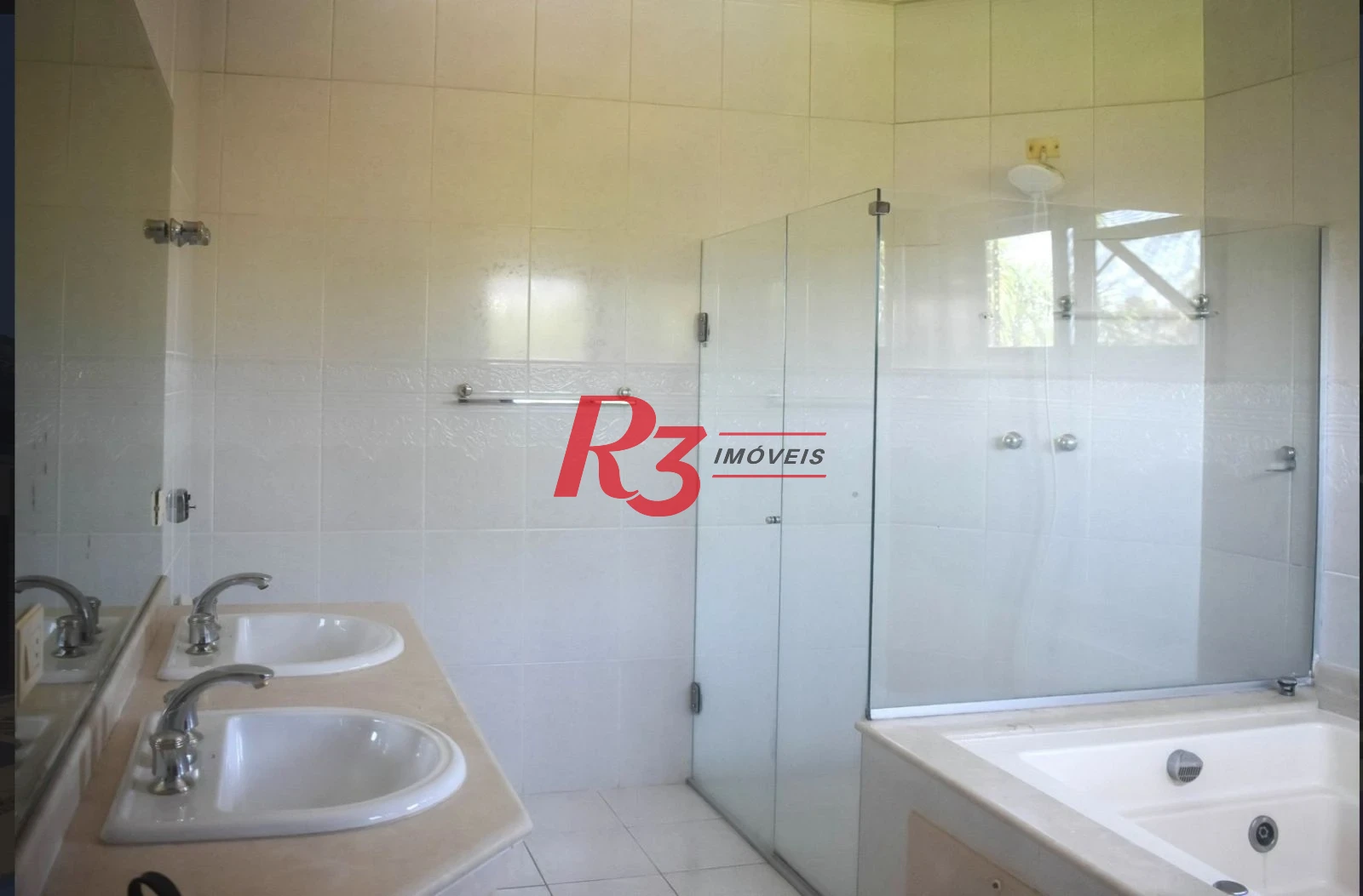 Casa com 7 dormitórios à venda, 778 m² por R$ 4.900.000,00 - Acapulco - Guarujá/SP