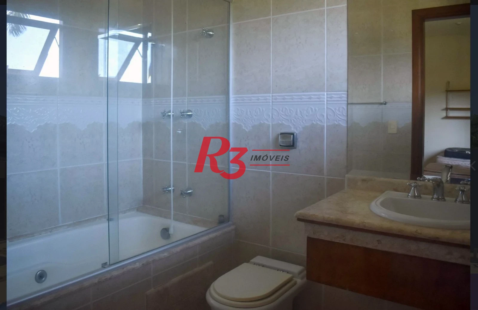 Casa com 7 dormitórios à venda, 778 m² por R$ 4.900.000,00 - Acapulco - Guarujá/SP