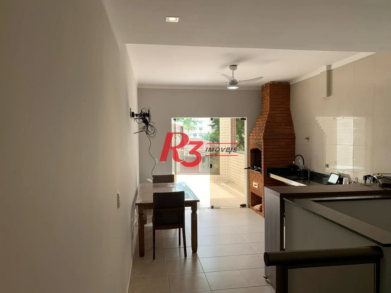 Casa com 3 dormitórios à venda, 200 m² por R$ 1.225.000,00 - Boqueirão - Santos/SP