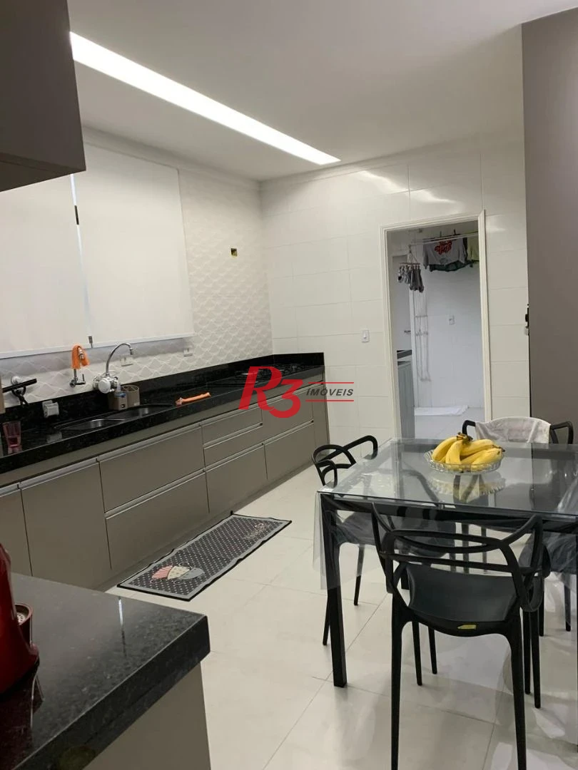 Casa com 3 dormitórios à venda, 200 m² por R$ 1.225.000,00 - Boqueirão - Santos/SP