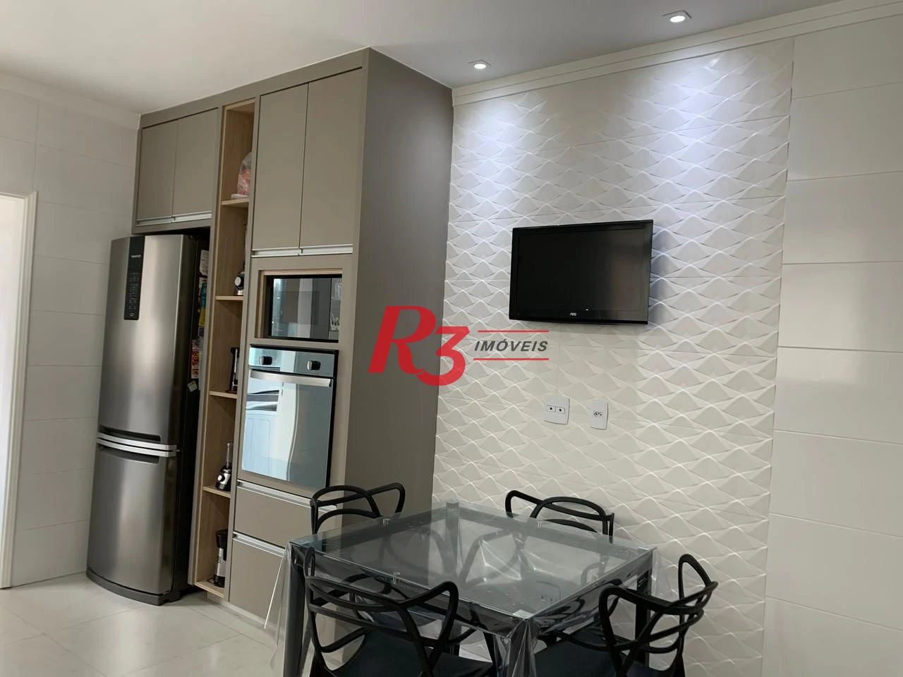 Casa com 3 dormitórios à venda, 200 m² por R$ 1.225.000,00 - Boqueirão - Santos/SP