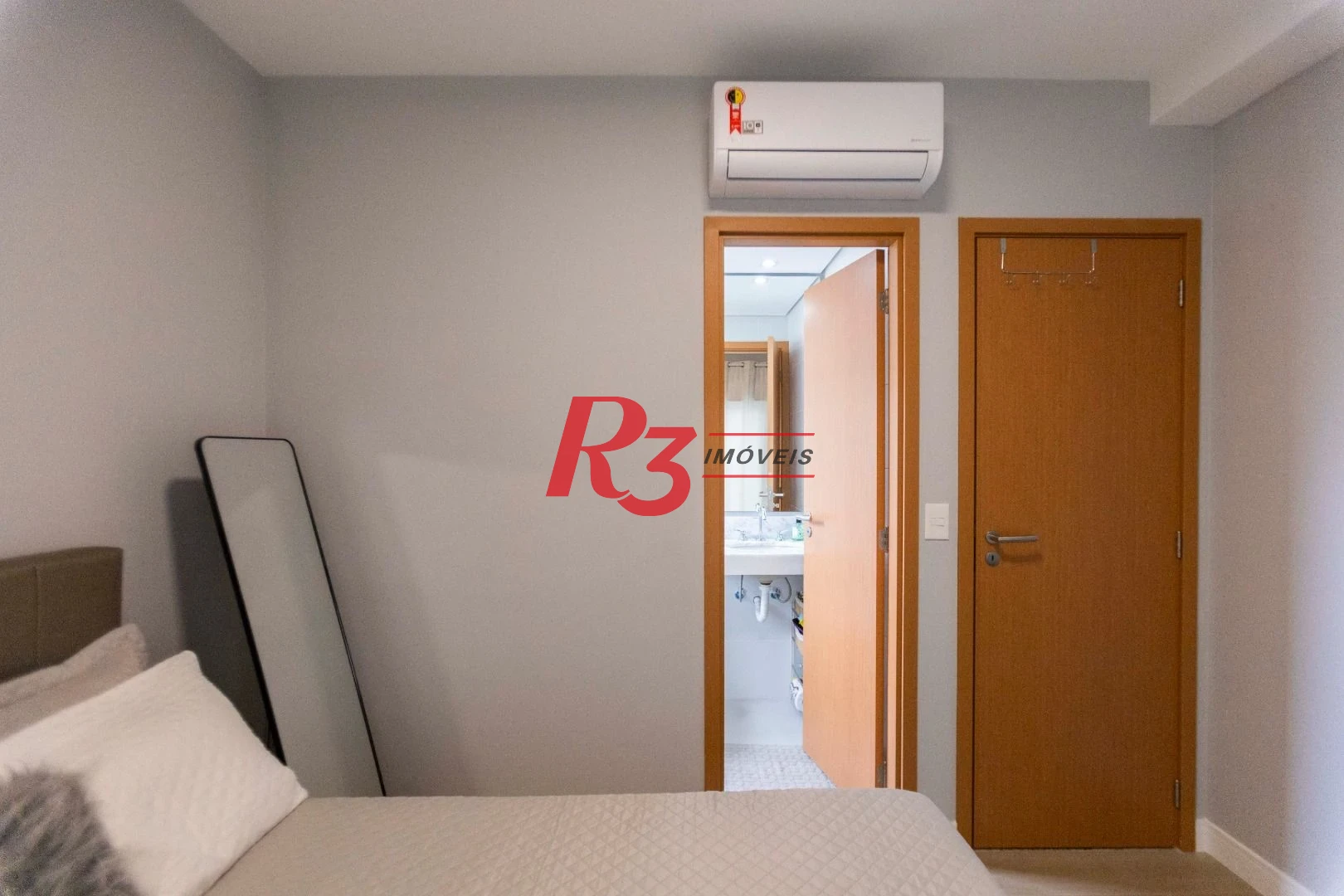 Apartamento à venda, 65 m² por R$ 1.100.000,00 - Vila Rica - Santos/SP
