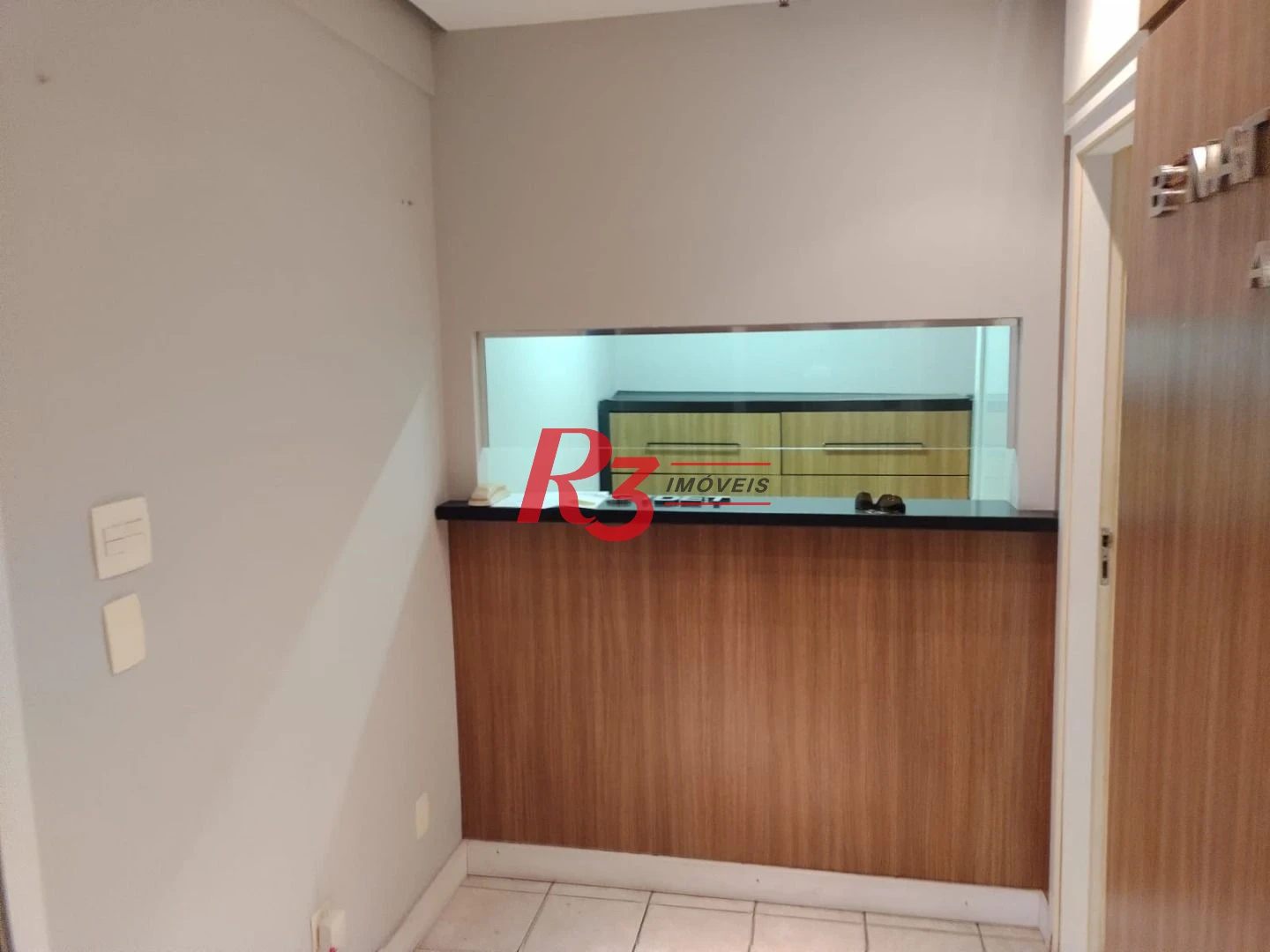 Sala à venda, 99 m² por R$ 300.000,00 - Vila Nova - Santos/SP