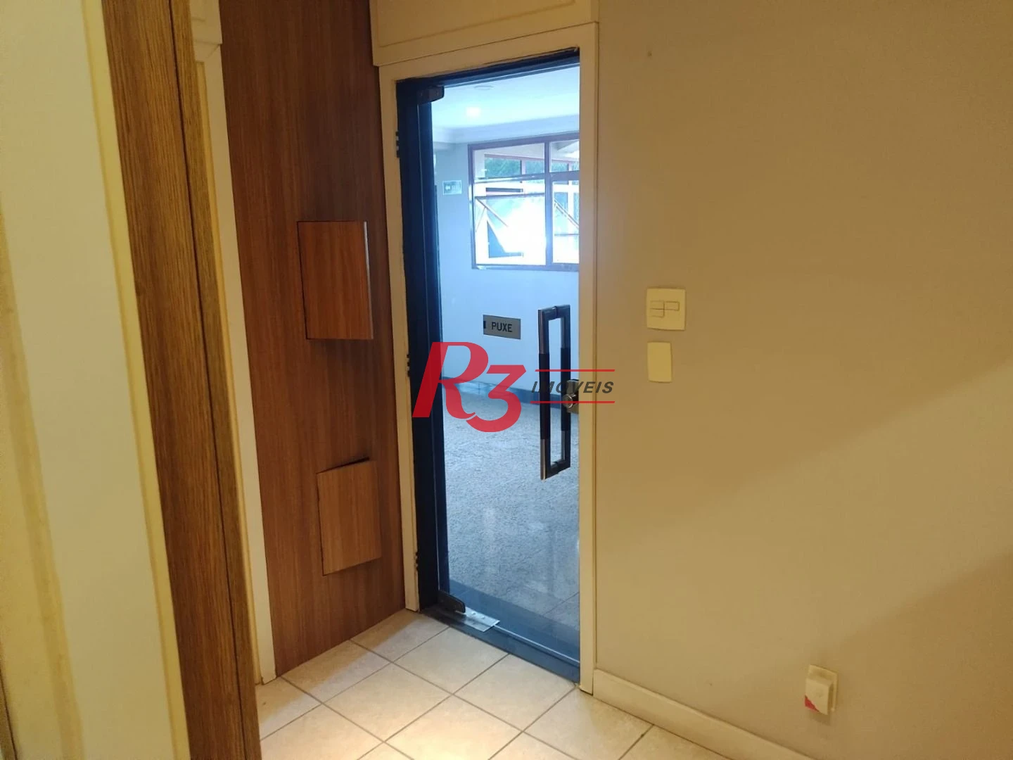 Sala à venda, 99 m² por R$ 300.000,00 - Vila Nova - Santos/SP