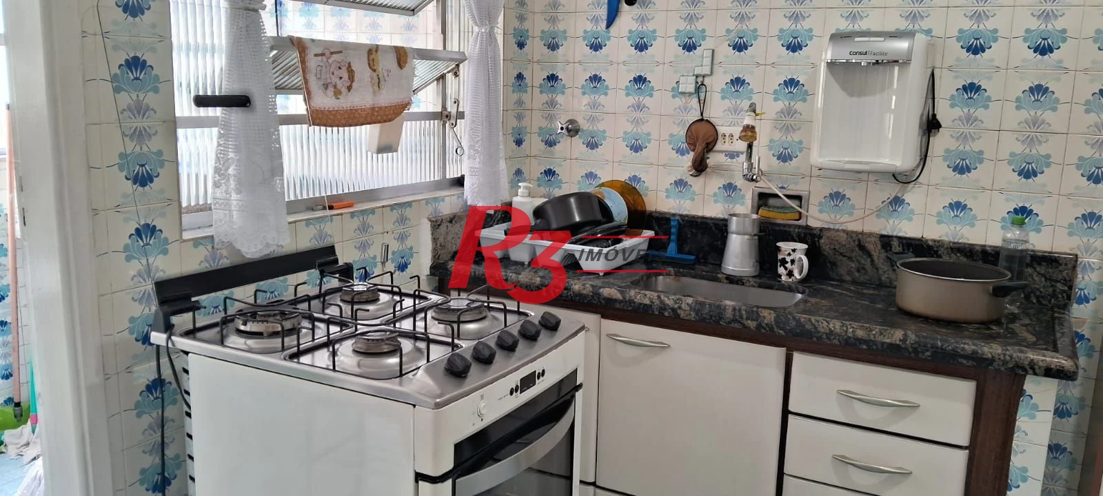 Apartamento com 2 dormitórios à venda, 73 m² por R$ 450.000,00 - Marapé - Santos/SP