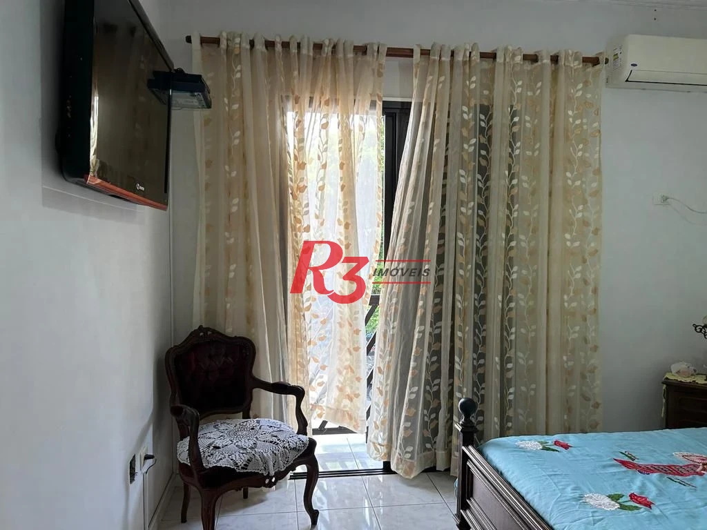 Sobrado com 4 dormitórios à venda, 160 m² por R$ 1.488.000,00 - Embaré - Santos/SP