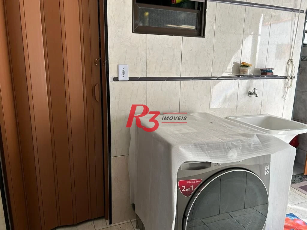 Sobrado com 4 dormitórios à venda, 160 m² por R$ 1.488.000,00 - Embaré - Santos/SP