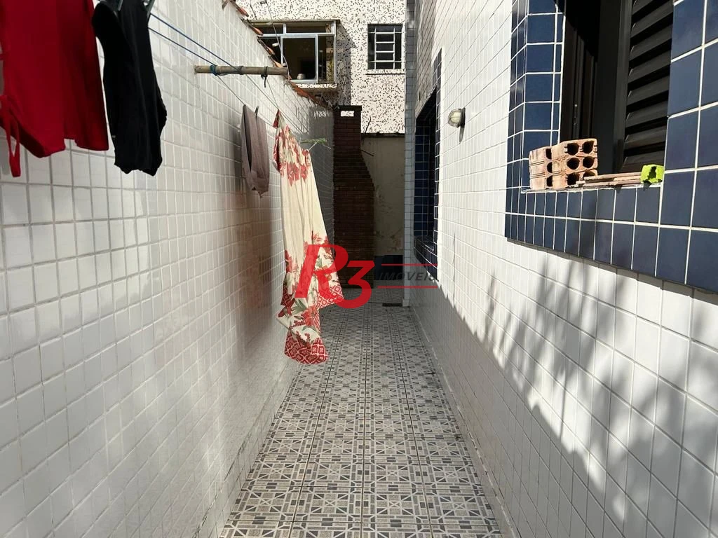 Sobrado com 4 dormitórios à venda, 160 m² por R$ 1.488.000,00 - Embaré - Santos/SP