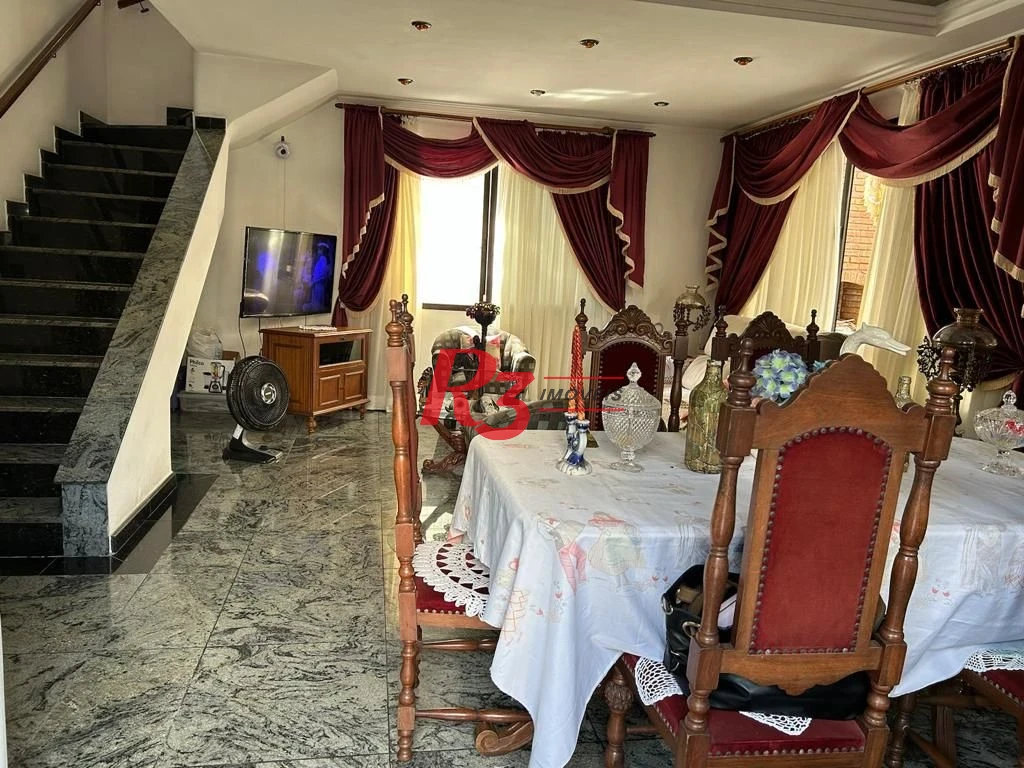 Sobrado com 4 dormitórios à venda, 160 m² por R$ 1.488.000,00 - Embaré - Santos/SP