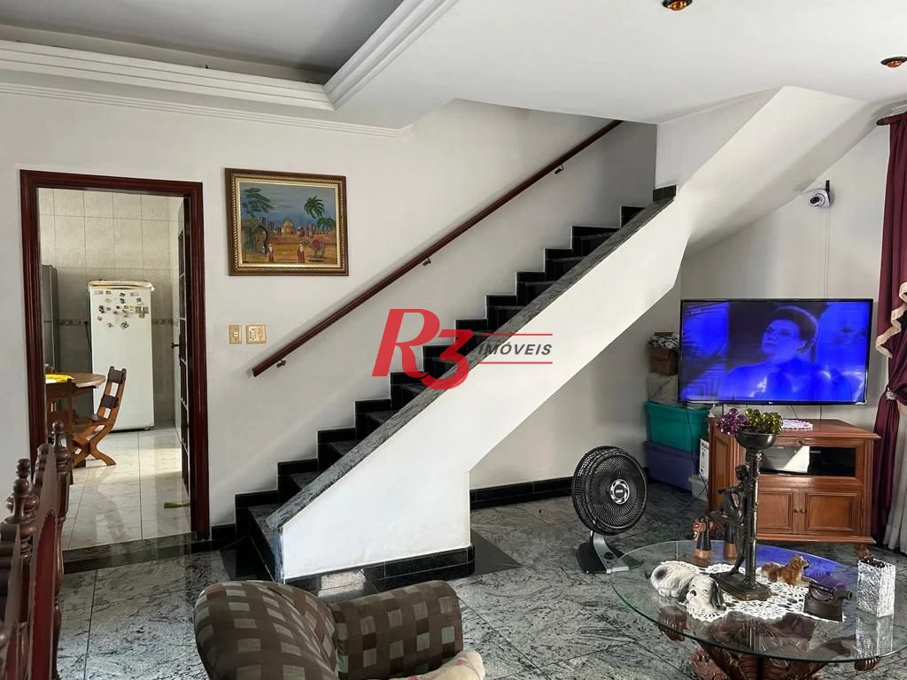 Sobrado com 4 dormitórios à venda, 160 m² por R$ 1.488.000,00 - Embaré - Santos/SP