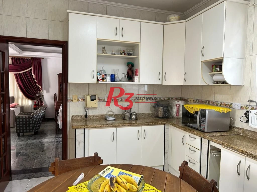 Sobrado com 4 dormitórios à venda, 160 m² por R$ 1.488.000,00 - Embaré - Santos/SP
