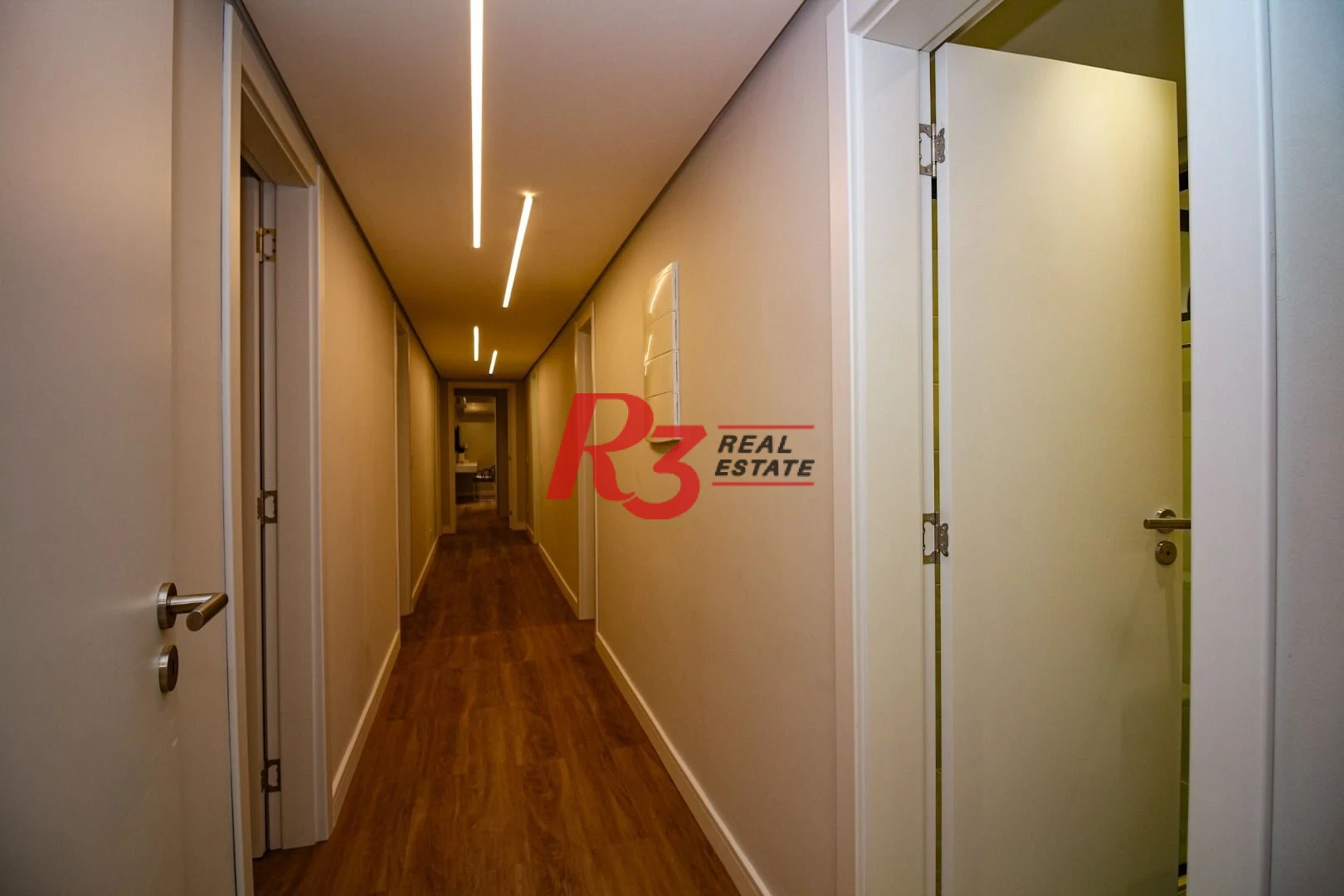 Apartamento com 4 dormitórios, 210 m² - venda por R$ 2.499.000,00 ou aluguel por R$ 19.300,00/mês - Embaré - Santos/SP