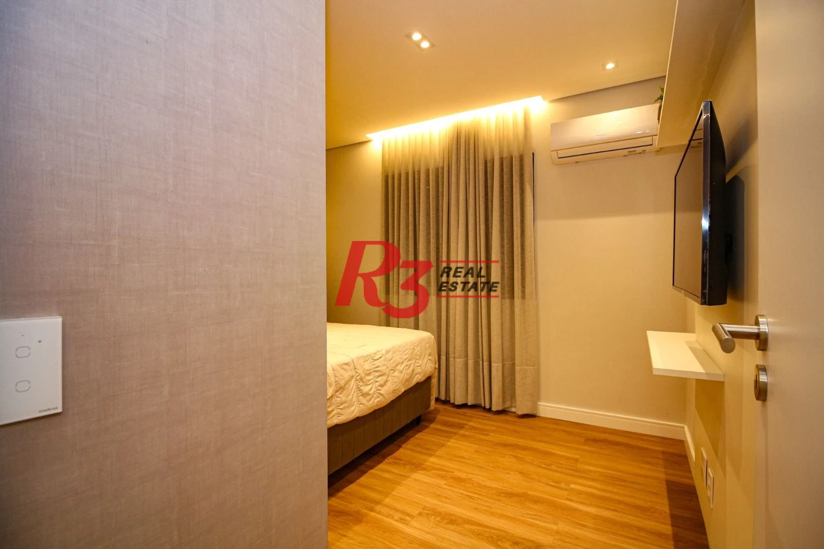 Apartamento com 4 dormitórios, 210 m² - venda por R$ 2.499.000,00 ou aluguel por R$ 19.300,00/mês - Embaré - Santos/SP