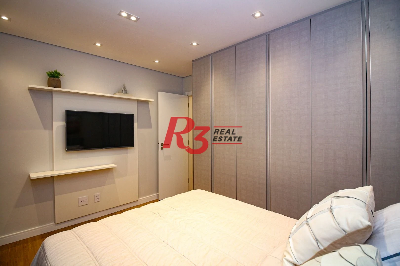 Apartamento com 4 dormitórios, 210 m² - venda por R$ 2.499.000,00 ou aluguel por R$ 19.300,00/mês - Embaré - Santos/SP