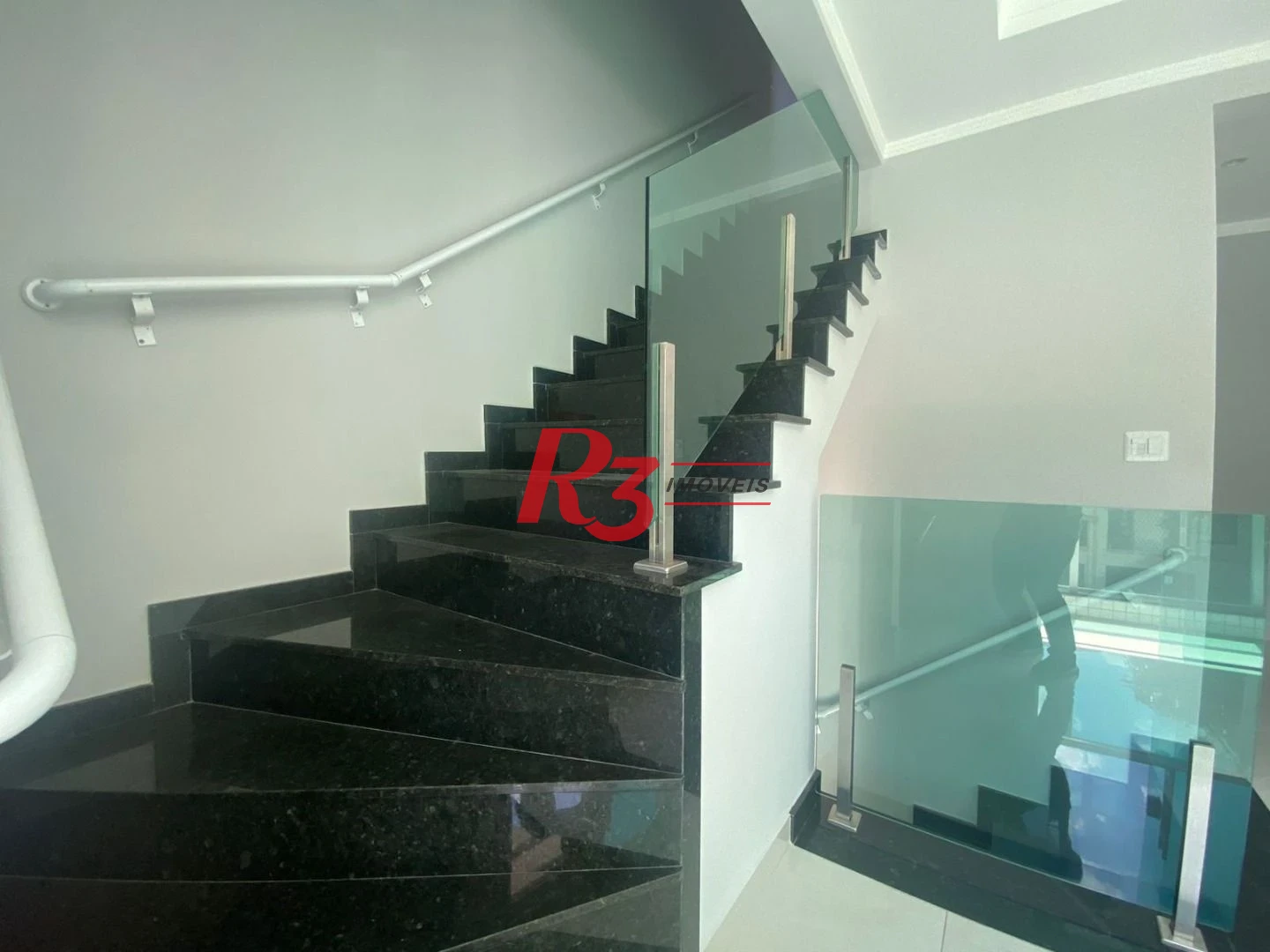 Casa com 3 dormitórios à venda, 147 m² por R$ 1.200.000,00 - Campo Grande - Santos/SP