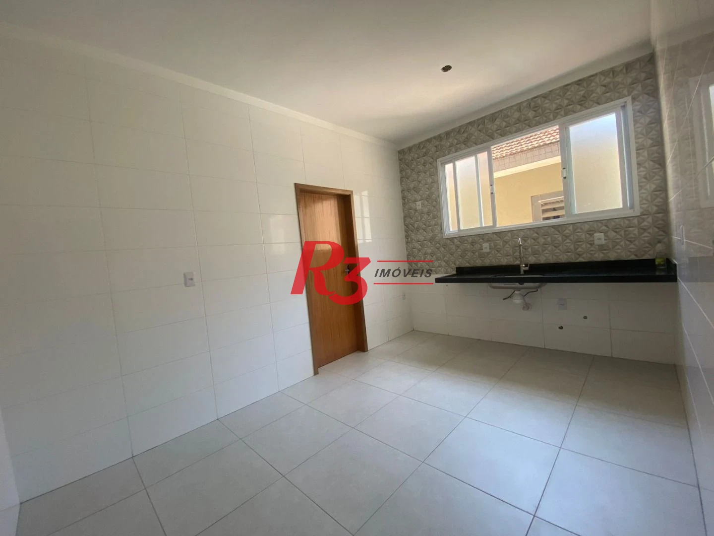 Casa com 3 dormitórios à venda, 147 m² por R$ 1.200.000,00 - Campo Grande - Santos/SP