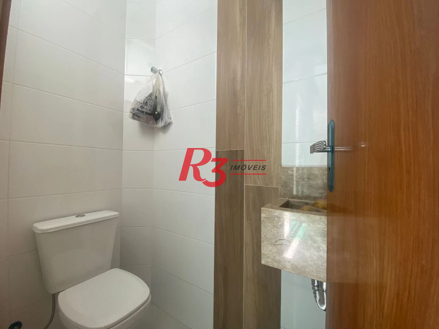 Casa com 3 dormitórios à venda, 147 m² por R$ 1.200.000,00 - Campo Grande - Santos/SP