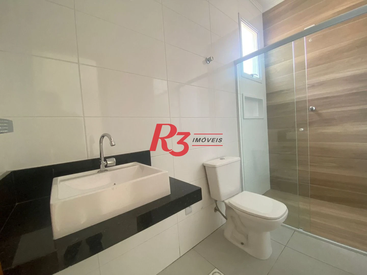 Casa com 3 dormitórios à venda, 147 m² por R$ 1.200.000,00 - Campo Grande - Santos/SP