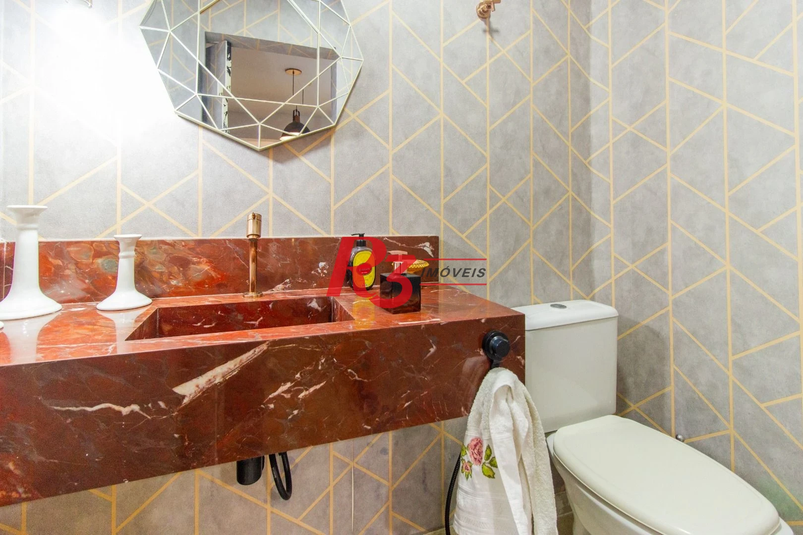 Apartamento com 3 dormitórios à venda, 140 m² por R$ 1.584.000,00 - Ponta da Praia - Santos/SP