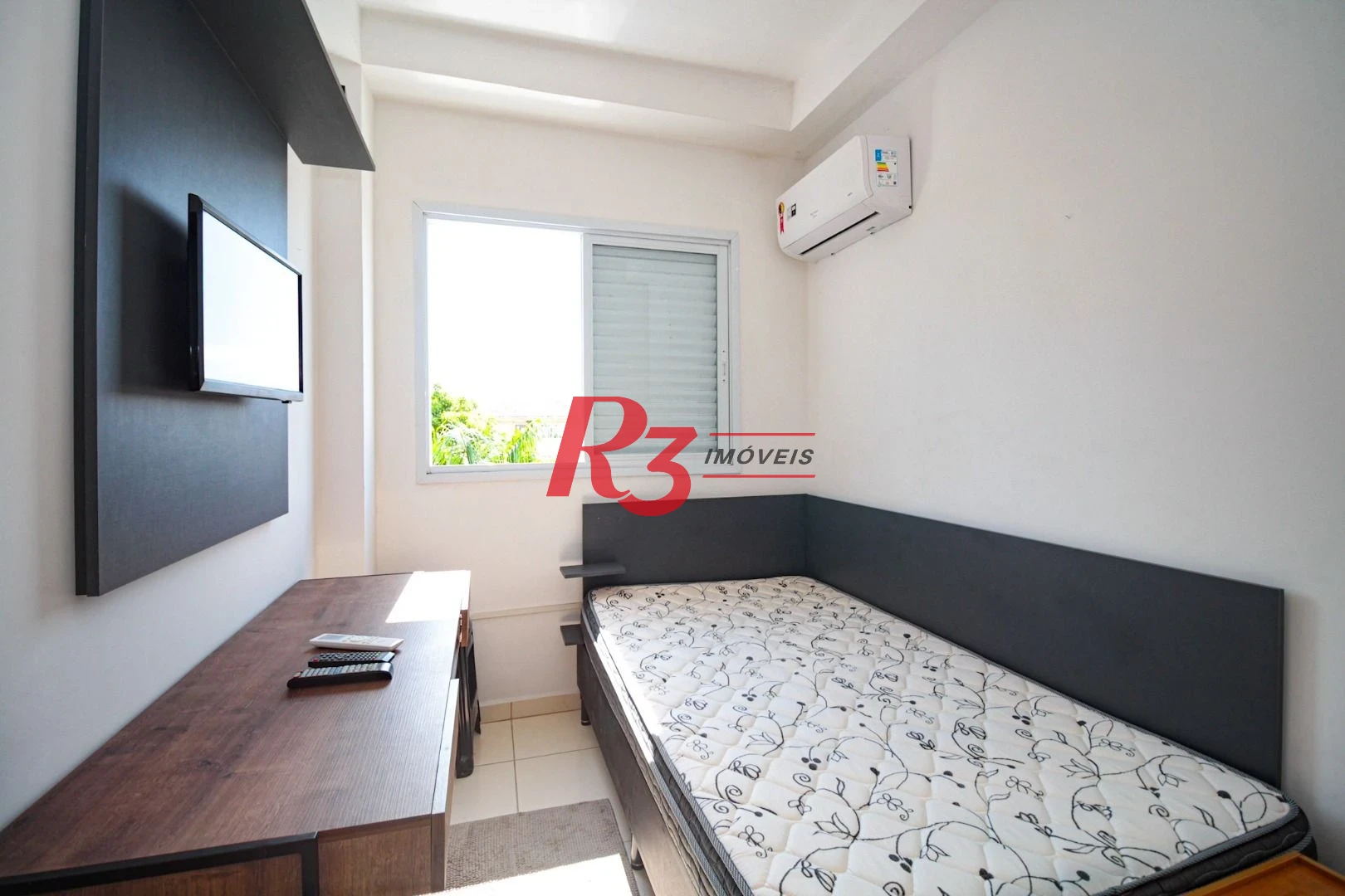 Apartamento com 1 dormitório à venda, 27 m² por R$ 320.000,00 - Macuco - Santos/SP