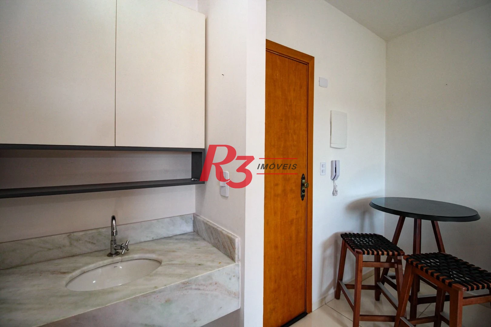 Apartamento com 1 dormitório à venda, 27 m² por R$ 320.000,00 - Macuco - Santos/SP