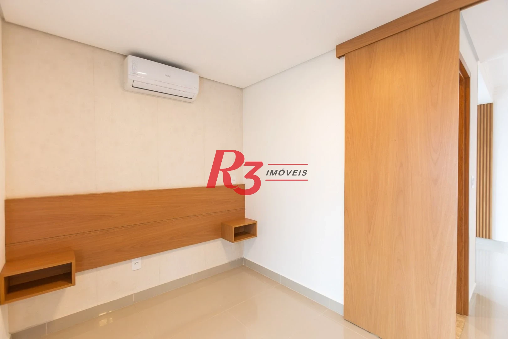 Apartamento com 1 dormitório à venda, 53 m² por R$ 850.000,00 - Embaré - Santos/SP