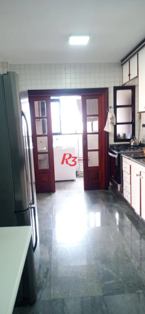 VENDO Excelente Oportunidade - Apartamento Duplex com 4 dormitórios, 229 m² no Bairro do Gonzaga.