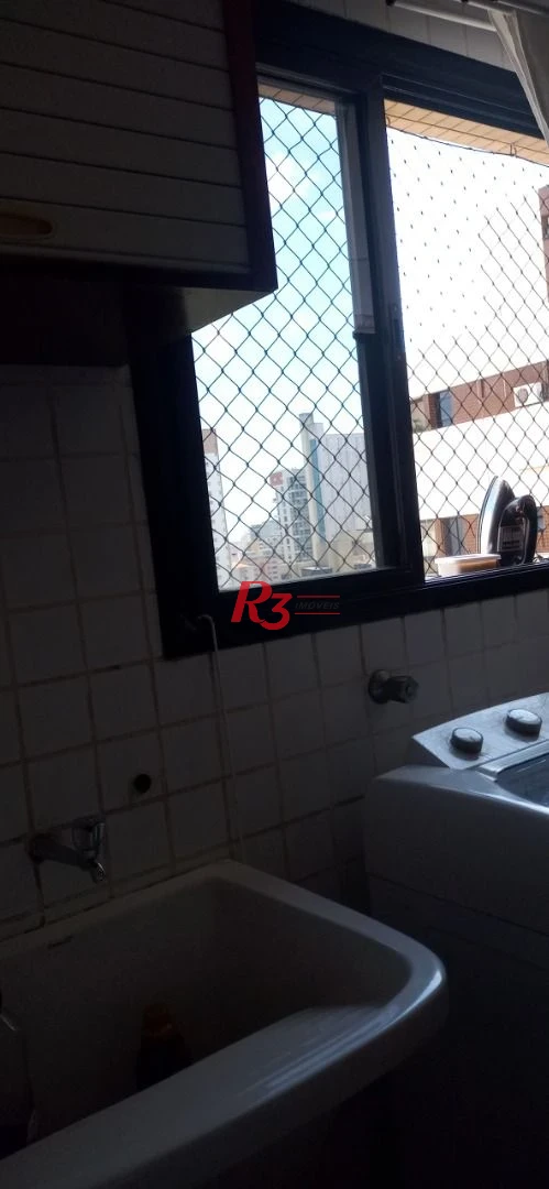 VENDO Excelente Oportunidade - Apartamento Duplex com 4 dormitórios, 229 m² no Bairro do Gonzaga.