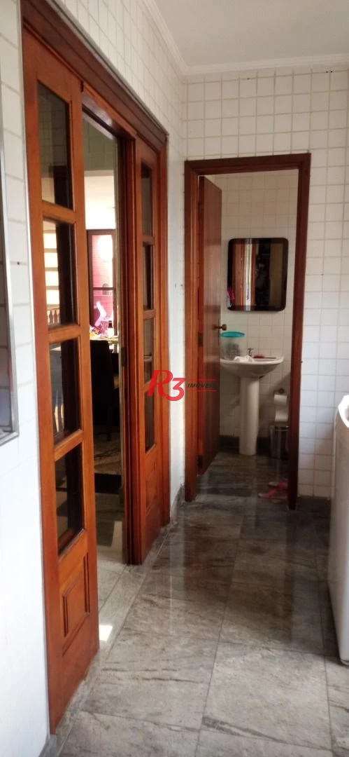 VENDO Excelente Oportunidade - Apartamento Duplex com 4 dormitórios, 229 m² no Bairro do Gonzaga.