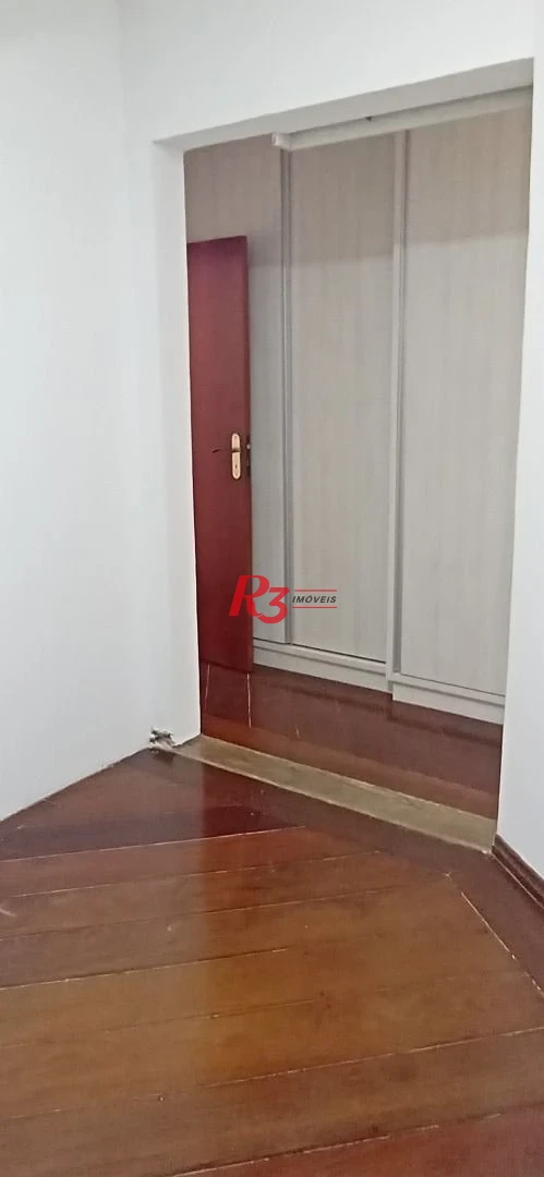 VENDO Excelente Oportunidade - Apartamento Duplex com 4 dormitórios, 229 m² no Bairro do Gonzaga.