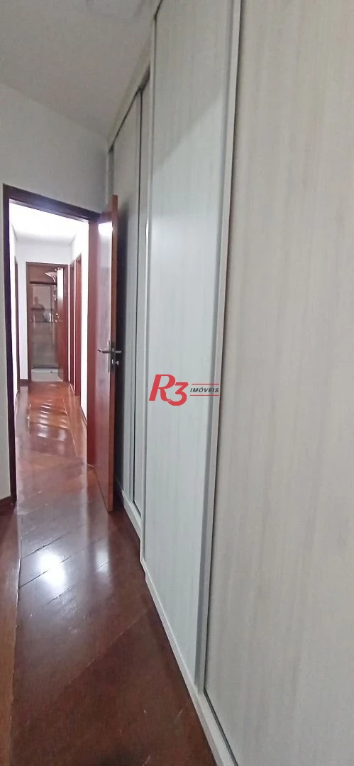 VENDO Excelente Oportunidade - Apartamento Duplex com 4 dormitórios, 229 m² no Bairro do Gonzaga.