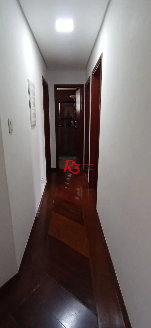 VENDO Excelente Oportunidade - Apartamento Duplex com 4 dormitórios, 229 m² no Bairro do Gonzaga.