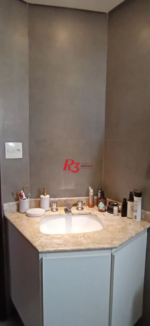 VENDO Excelente Oportunidade - Apartamento Duplex com 4 dormitórios, 229 m² no Bairro do Gonzaga.