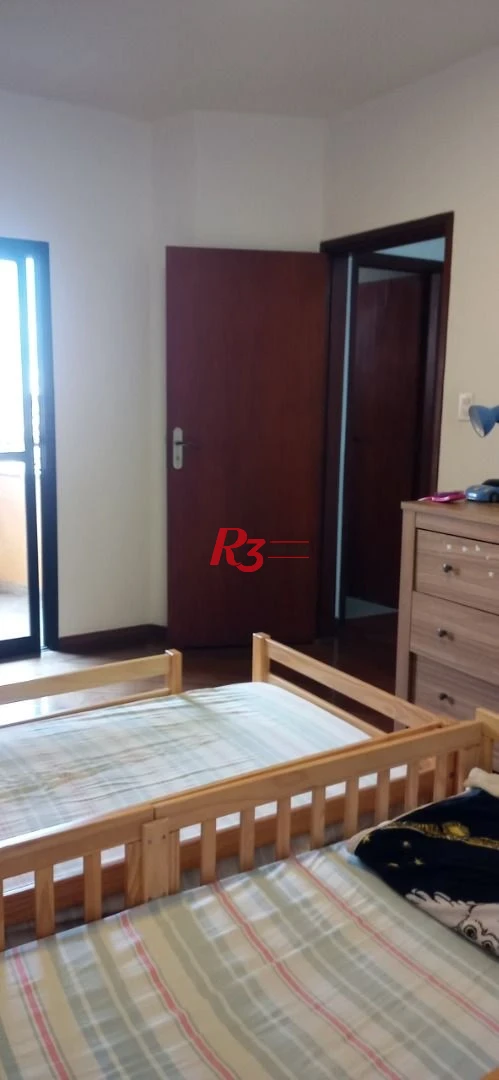 VENDO Excelente Oportunidade - Apartamento Duplex com 4 dormitórios, 229 m² no Bairro do Gonzaga.