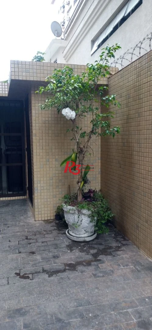 VENDO Excelente Oportunidade - Apartamento Duplex com 4 dormitórios, 229 m² no Bairro do Gonzaga.
