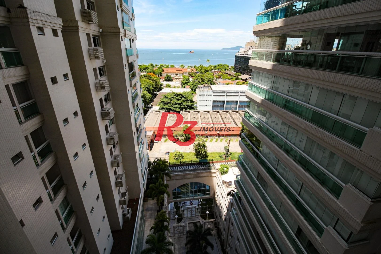 Apartamento com 3 dormitórios à venda, 232 m² por R$ 3.750.000,00 - Aparecida - Santos/SP