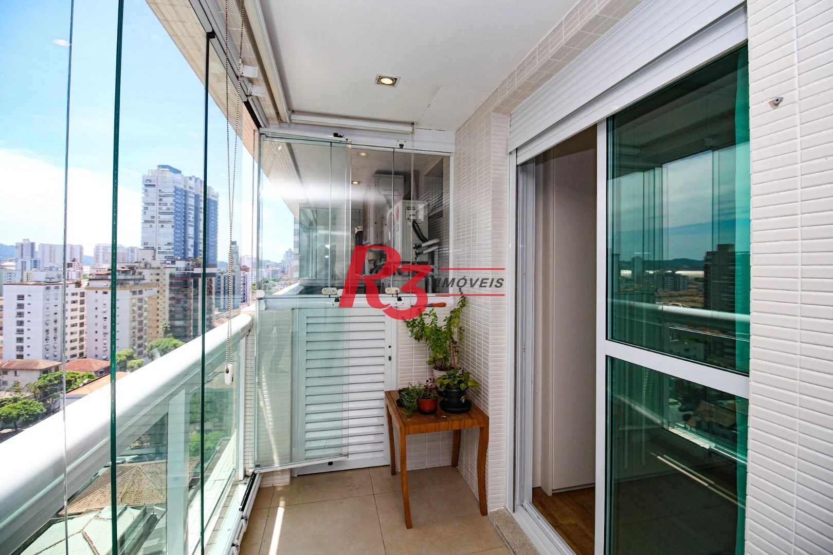 Apartamento com 3 dormitórios à venda, 232 m² por R$ 3.750.000,00 - Aparecida - Santos/SP