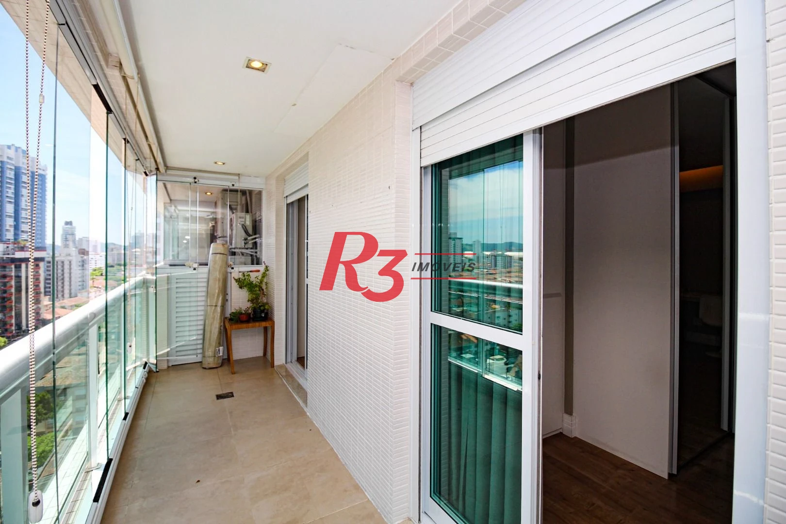 Apartamento com 3 dormitórios à venda, 232 m² por R$ 3.750.000,00 - Aparecida - Santos/SP