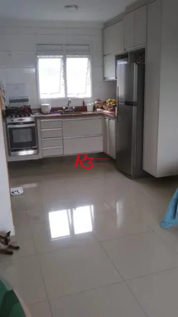 Apartamento de 2 quartos à venda na Encruzilhada em Santos.