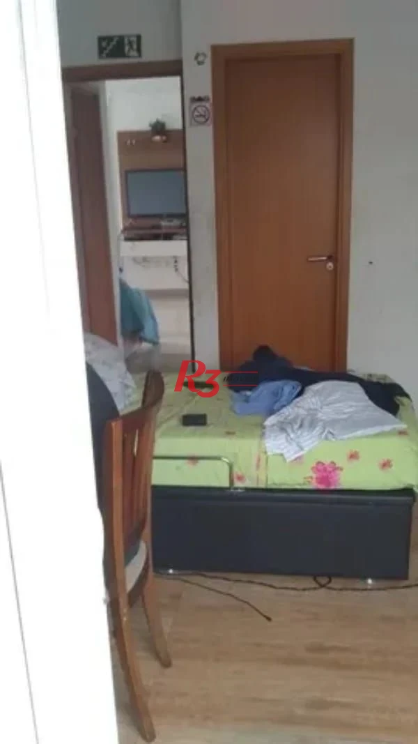 Apartamento de 2 quartos à venda na Encruzilhada em Santos.