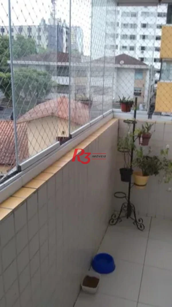 Apartamento de 2 quartos à venda na Encruzilhada em Santos.